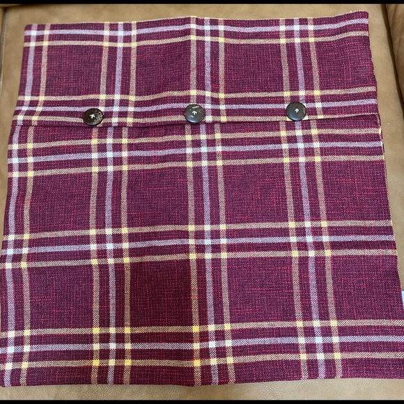 Set of Two NEW Cranberry Plaid Pillow Covers - Picture 4 of 5
